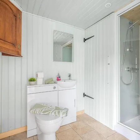 Σπίτι διακοπών Juniper Lodge, District Shepherd Hut With Hot Tub Coniston